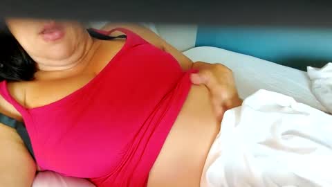 Snapshot of curvymomy69 chatting on September 2025 03:23:02 PM Milfmomma online show from September 2025 03:23:02 PM