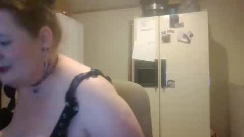 dahlia -kim online show from April 2026 03:43:01 AM