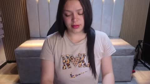 cute_angel_1 online show from April 2026 02:27:02 AM