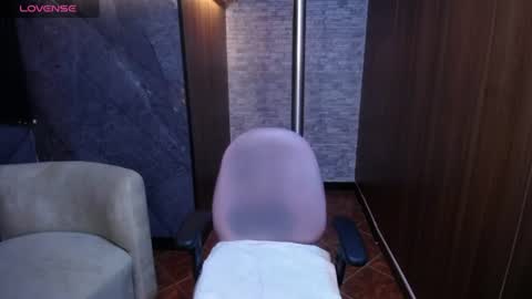 cute_angel_1 online show from June 2026 02:53:01 AM
