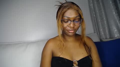Liya online show from April 2026 06:53:01 PM