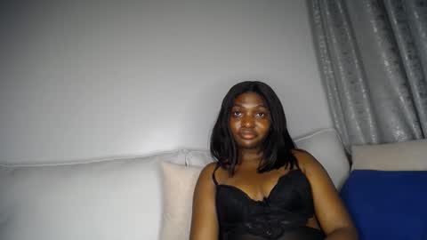 Liya online show from April 2026 07:36:01 PM