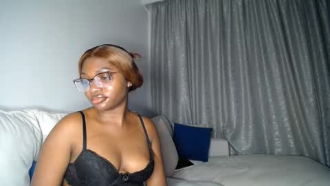 Liya online show from April 2026 06:01:02 PM