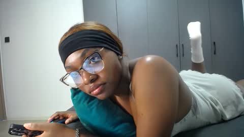 Liya online show from April 2026 07:39:01 AM