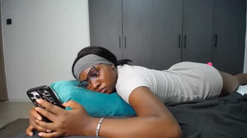 Liya online show from April 2026 05:30:01 PM