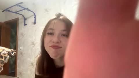 Snapshot of cute_beauty chatting on September 2025 05:49:01 PM Amanda online show from September 2025 05:49:01 PM