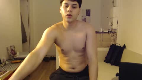 Snapshot of cute_boy859 chatting on January 2026 07:11:01 PM Tomas online show from January 2026 07:11:01 PM