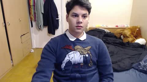 Snapshot of cute_boy859 chatting on February 2026 09:14:02 PM Tomas online show from February 2026 09:14:02 PM