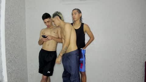 Snapshot of cute_boys18 chatting on January 2025 02:21:02 PM ARTURO-18 MATIAS-18 NIKOLAY-19 HADES-18 GABO-19 online show from January 2025 02:21:02 PM