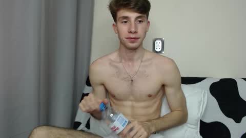 Snapshot of cute_brian chatting on September 2025 11:13:02 AM Im Brian online show from September 2025 11:13:02 AM