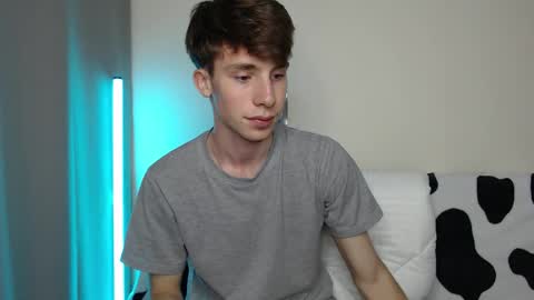 Snapshot of cute_brian chatting on October 2025 02:45:02 PM Im Brian online show from October 2025 02:45:02 PM