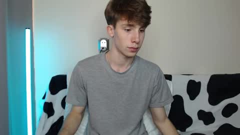 Snapshot of cute_brian chatting on October 2025 12:13:02 PM Im Brian online show from October 2025 12:13:02 PM