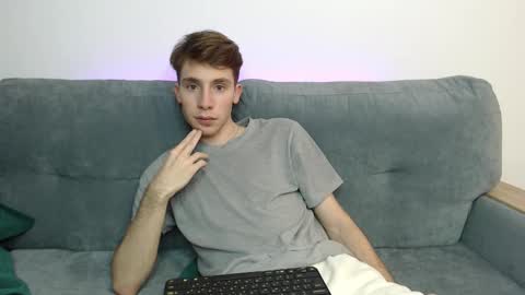 Snapshot of cute_brian chatting on October 2025 03:35:01 PM Im Brian online show from October 2025 03:35:01 PM