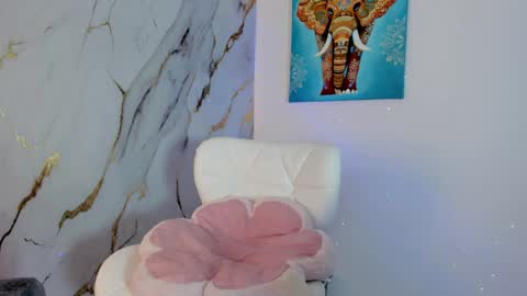 Snapshot of cute_dani1 chatting on January 2025 04:07:02 AM online show from January 2025 04:07:02 AM