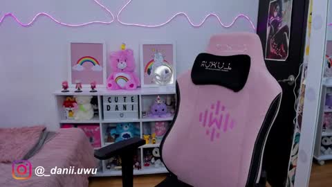 Dani  online show from January 2025 12:52:01 PM