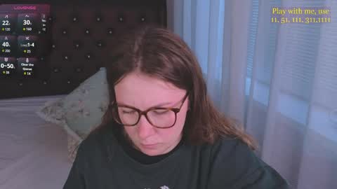 Everyday stream in the same time online show from April 2026 01:25:02 AM