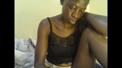 cute_doria online show from January 2025 10:19:01 AM