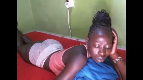 cute_doria online show from October 2025 03:28:01 AM