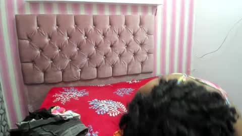 Snapshot of cute_ebony_18_ chatting on September 2025 07:48:01 PM cute_ebony_18_ online show from September 2025 07:48:01 PM