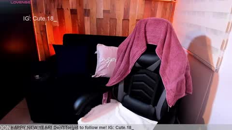 Snapshot of cute_elii chatting on January 2025 11:15:02 PM Independent Model online show from January 2025 11:15:02 PM