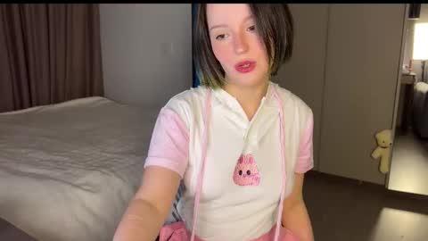 Emily online show from March 2026 01:44:01 AM