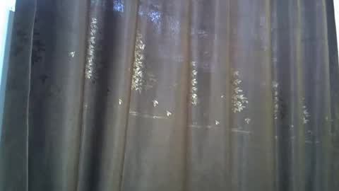 Snapshot of cute_emmy1 chatting on October 2025 09:30:01 AM cute_emmy1 online show from October 2025 09:30:01 AM