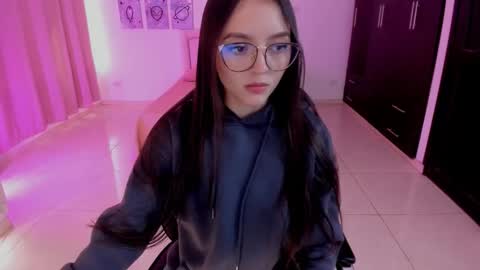 Bella Fox online show from January 2026 02:44:01 PM