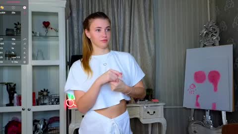 Anne online show from November 2025 07:44:01 AM