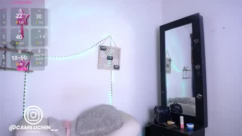 Cute horny1 online show from September 2025 03:40:01 AM