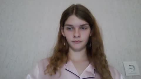 Snapshot of cute_kitte chatting on December 2024 06:48:02 PM cute_kitte online show from December 2024 06:48:02 PM