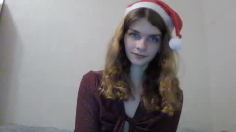 Snapshot of cute_kitte chatting on December 2024 06:52:01 PM cute_kitte online show from December 2024 06:52:01 PM