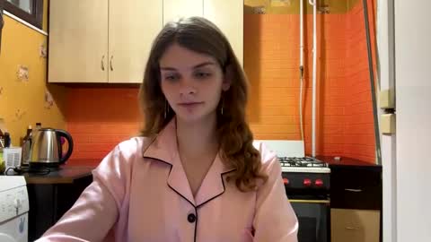 Snapshot of cute_kitte chatting on January 2025 10:05:01 PM cute_kitte online show from January 2025 10:05:01 PM