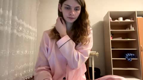 Snapshot of cute_kitte chatting on January 2025 03:45:02 AM cute_kitte online show from January 2025 03:45:02 AM