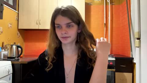 Snapshot of cute_kitte chatting on January 2025 11:34:01 PM cute_kitte online show from January 2025 11:34:01 PM