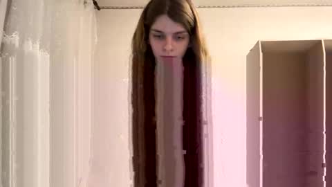 Snapshot of cute_kitte chatting on February 2025 04:11:01 PM cute_kitte online show from February 2025 04:11:01 PM
