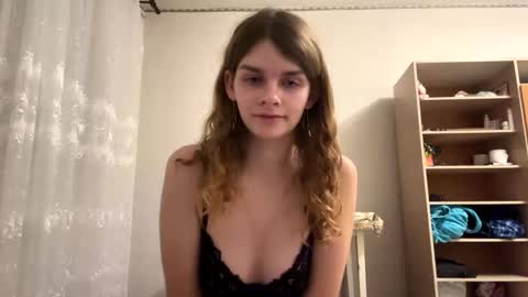 Snapshot of cute_kitte chatting on February 2025 09:26:02 PM cute_kitte online show from February 2025 09:26:02 PM