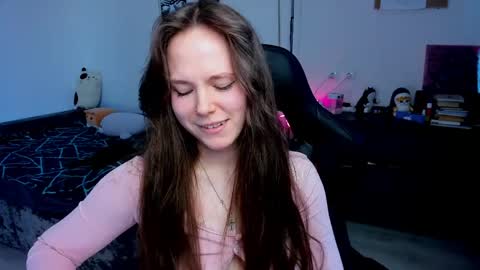 Emily online show from March 2026 08:26:33 AM