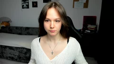 Emily online show from April 2026 04:14:01 PM