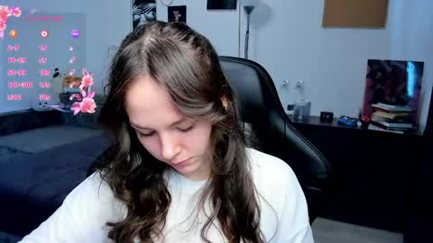 Emily online show from April 2026 08:17:01 AM