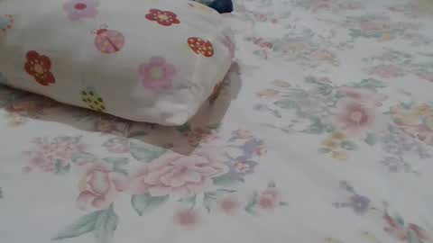 cute_lizah online show from September 2025 06:45:01 PM