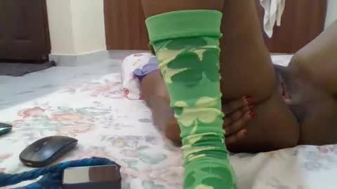 cute_lizah online show from October 2025 07:05:02 AM