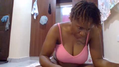 cute_lizah online show from October 2025 07:26:02 PM