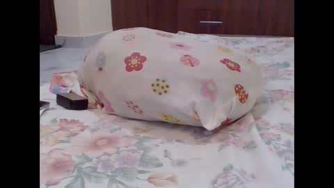 cute_lizah online show from November 2025 10:06:02 AM