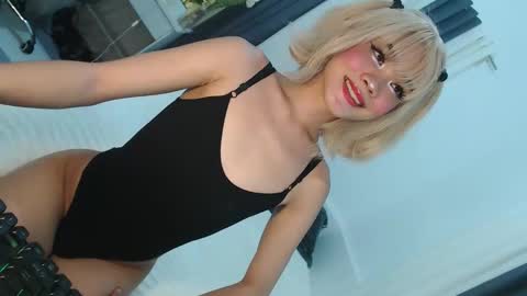 Snapshot of cute_maloi chatting on February 2026 11:28:02 AM Jane online show from February 2026 11:28:02 AM