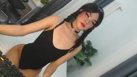 Snapshot of cute_maloi chatting on March 2026 09:37:02 AM Jane online show from March 2026 09:37:02 AM