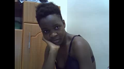 Snapshot of cute_marion chatting on February 2025 08:32:02 AM cute_marion online show from February 2025 08:32:02 AM