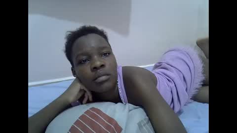 Snapshot of cute_marion chatting on February 2025 10:08:02 PM cute_marion online show from February 2025 10:08:02 PM