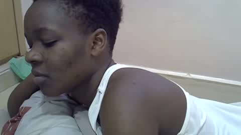 Snapshot of cute_marion chatting on February 2025 02:02:01 PM cute_marion online show from February 2025 02:02:01 PM