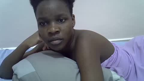 Snapshot of cute_marion chatting on February 2025 09:53:02 PM cute_marion online show from February 2025 09:53:02 PM