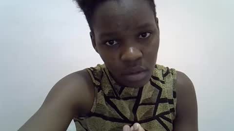 Snapshot of cute_marion chatting on February 2025 05:13:02 AM cute_marion online show from February 2025 05:13:02 AM